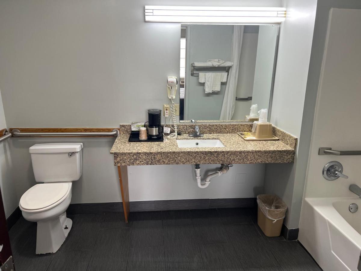 Executive Motel 2*